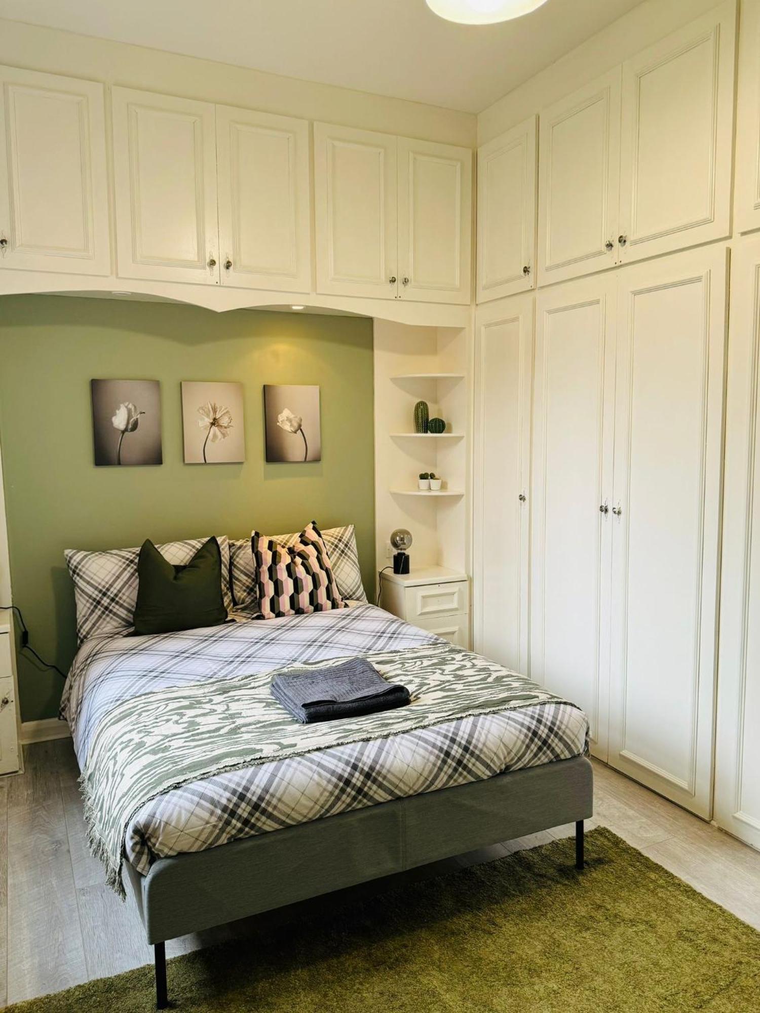 Jubilee Rooms 15 Minutes Central Лондон Экстерьер фото